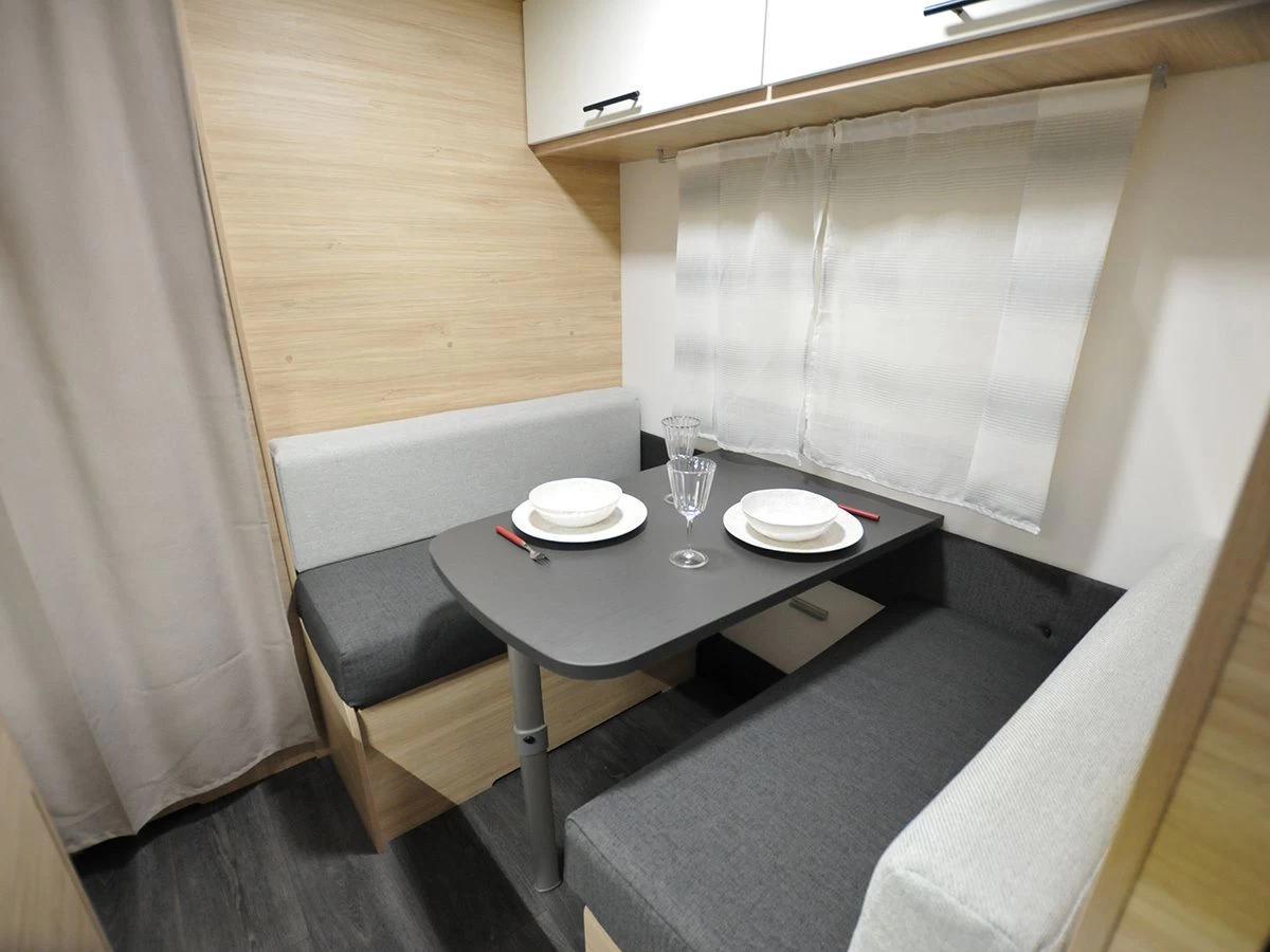 Caravelair Alba 426 Family 2022 Caravan 11 Caravelair Alba 426 Family 2022 Caravan - Afbeelding 9