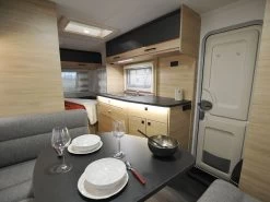 Caravelair Alba Style 430 Caravan -Wildernis Kampeer Winkel caravelair alba style 430 2022 5 richtingkeuken ecommerce
