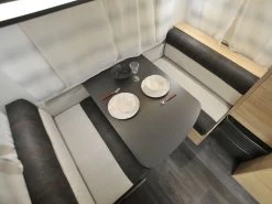 Caravelair Antares Titanium 470 Caravan -Wildernis Kampeer Winkel caravelair antares 470 titanium 2023 3 ecommerce