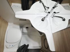 Caravelair Antares Titanium 470 Caravan -Wildernis Kampeer Winkel caravelair antares 470 titanium 2023 7 ecommerce