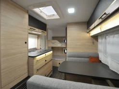 Caravelair Alba Style 466 Family Caravan -Wildernis Kampeer Winkel caravelair style 466 family 4 ecommerce