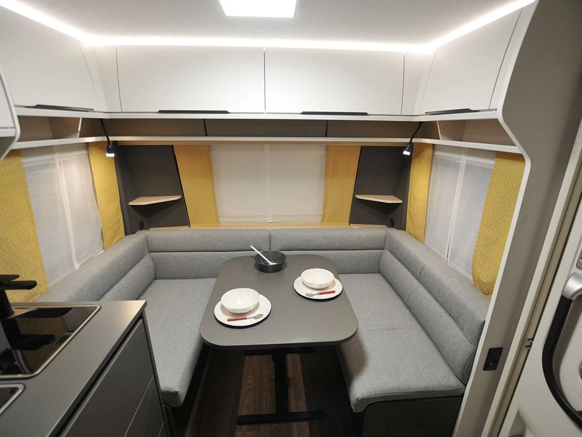 Fendt Apero 495 SG Caravan 5 Fendt Apero 495 SG Caravan - Afbeelding 3