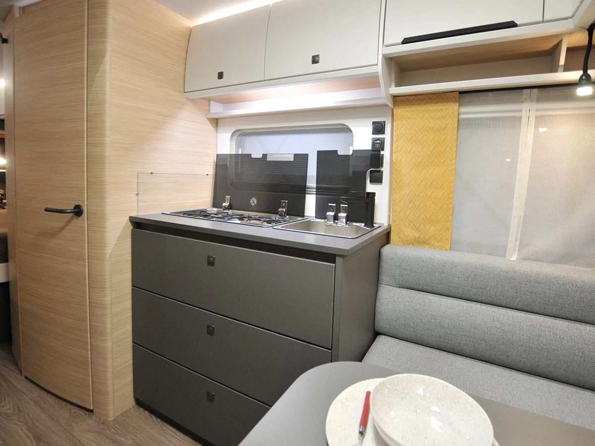 Fendt Apero 495 SG Caravan 6 Fendt Apero 495 SG Caravan - Afbeelding 4