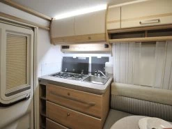 Fendt Bianco Activ 390 FHS Caravan -Wildernis Kampeer Winkel fendt bianco activ 390 3 ecommerce 9ef5