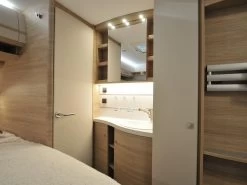 Fendt Bianco Activ 390 FHS Caravan -Wildernis Kampeer Winkel fendt bianco activ 390 7 ecommerce 2b1c