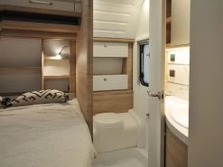 Fendt Bianco Activ 390 FHS Caravan -Wildernis Kampeer Winkel fendt bianco activ 390 8 ecommerce 411d