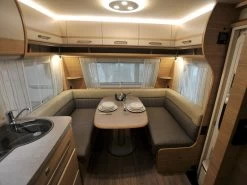 Fendt Bianco Activ 465 SFH Caravan -Wildernis Kampeer Winkel fendt bianco activ 465 sfh 2022 4 zitgroep ecommerce fe28