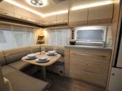 Fendt Bianco Selection 515 SG Caravan 14 Fendt Bianco Selection 515 SG Caravan -Wildernis Kampeer Winkel fendt bianco selection 515 sg 3 binnenkomst ecommerce 7052