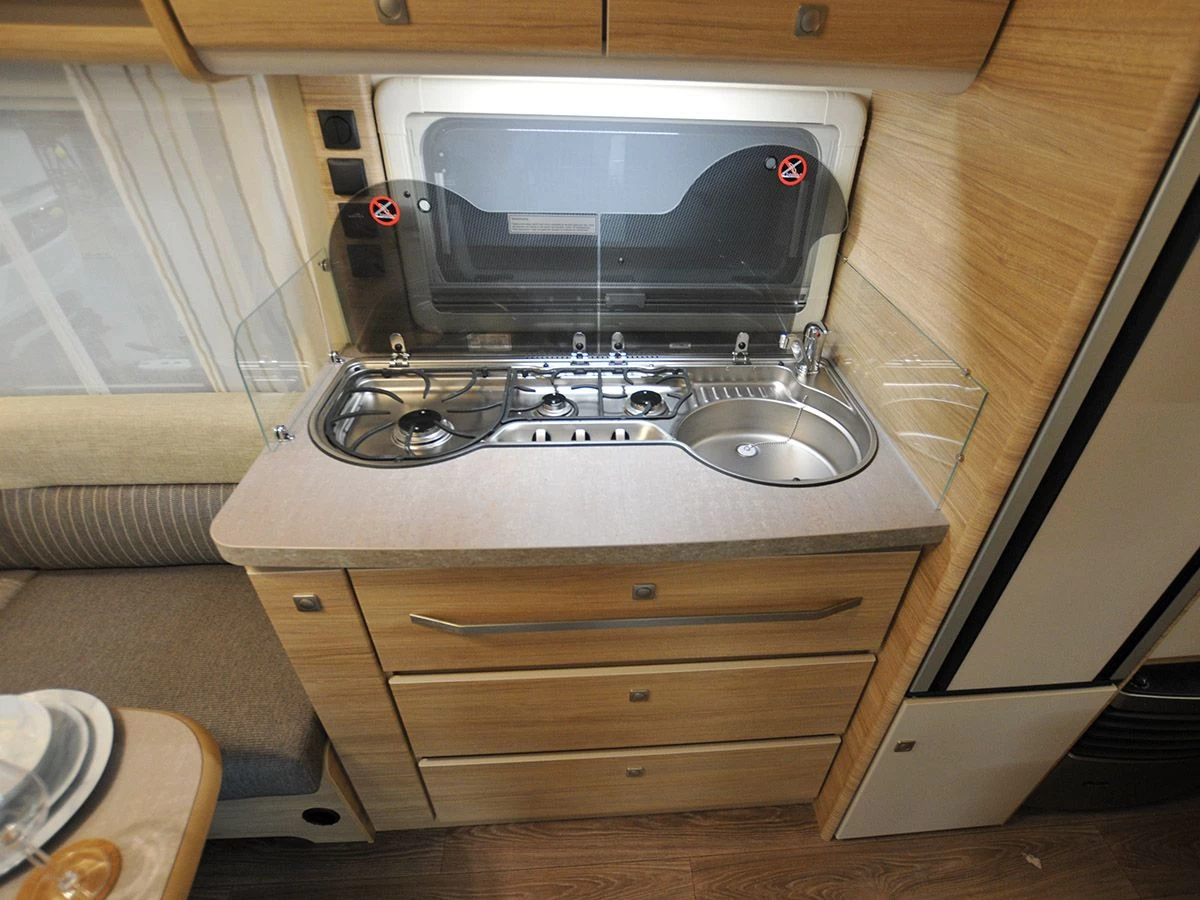 Fendt Bianco Selection 515 SG Caravan 8 Fendt Bianco Selection 515 SG Caravan - Afbeelding 6