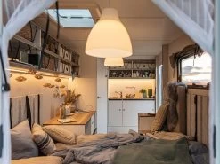 Hobby Beachy 450 Caravan -Wildernis Kampeer Winkel hobby beachy 2022 dealer 10 ecommerce 76ce