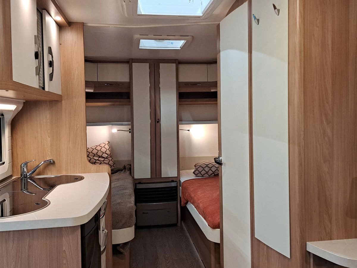 Hobby De Luxe 460 LU 2018 Caravan 6 Hobby De Luxe 460 LU 2018 Caravan - Afbeelding 4