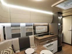 Hobby Excellent Edition 460 UFe Caravan -Wildernis Kampeer Winkel hobby excellent edition 460 ufe 2022 6 richtingkeuken ecommerce f96c