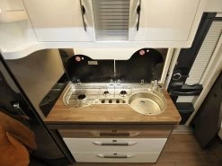 Hobby Excellent Edition 495 UL Caravan -Wildernis Kampeer Winkel hobby excellent edition 495 ul 7 keukenblok ecommerce 3317