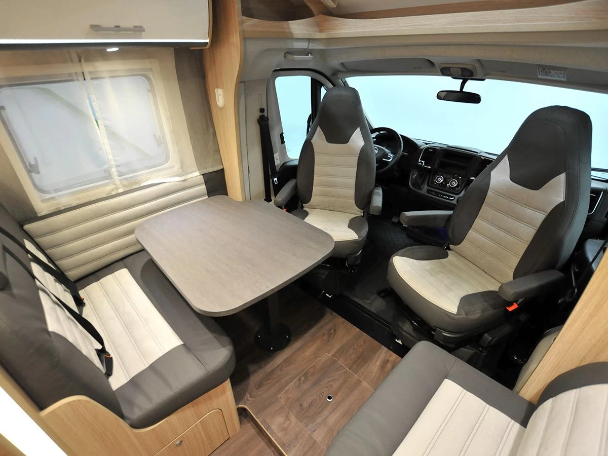 Sunlight T68 Adventure Edition White 2023 Camper 6 Sunlight T68 Adventure Edition White 2023 Camper - Afbeelding 4