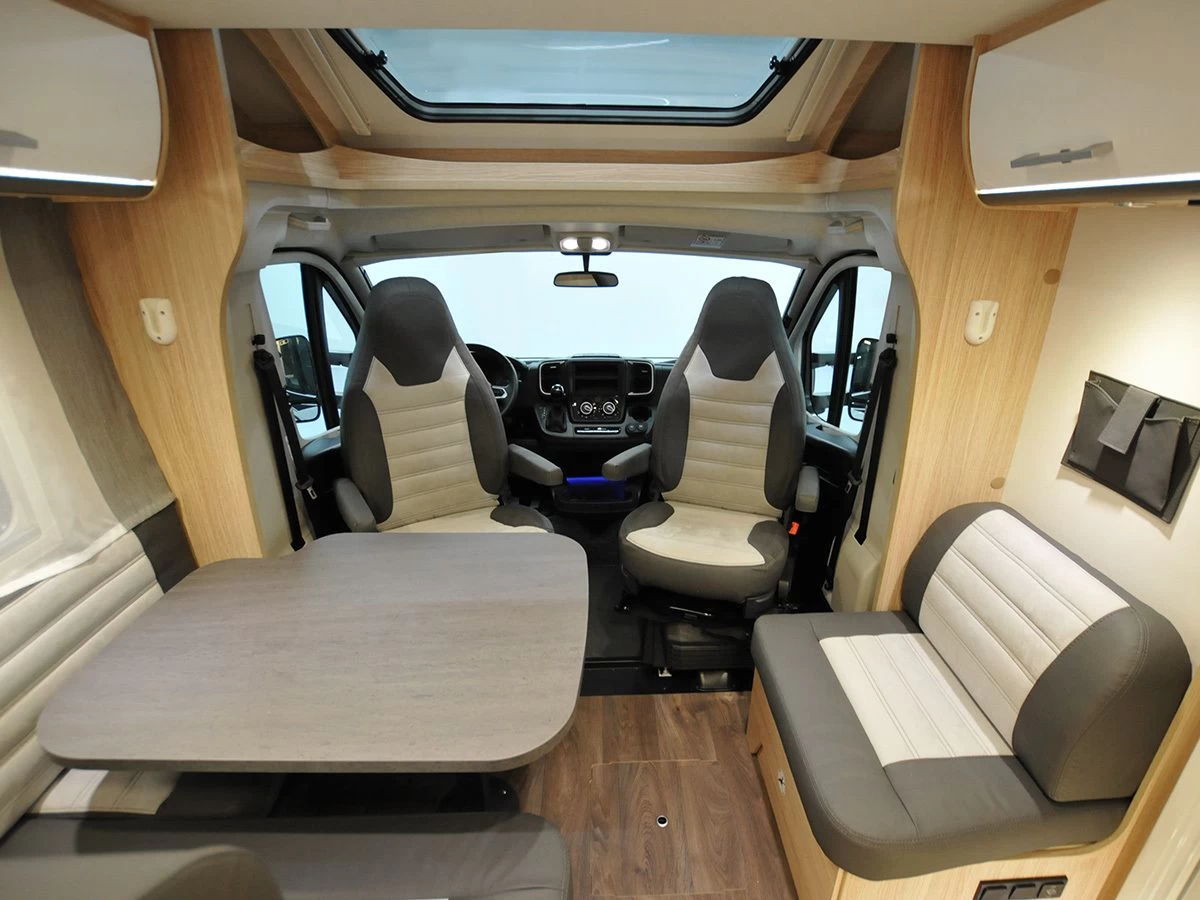 Sunlight T68 Adventure Edition White 2023 Camper 7 Sunlight T68 Adventure Edition White 2023 Camper - Afbeelding 5